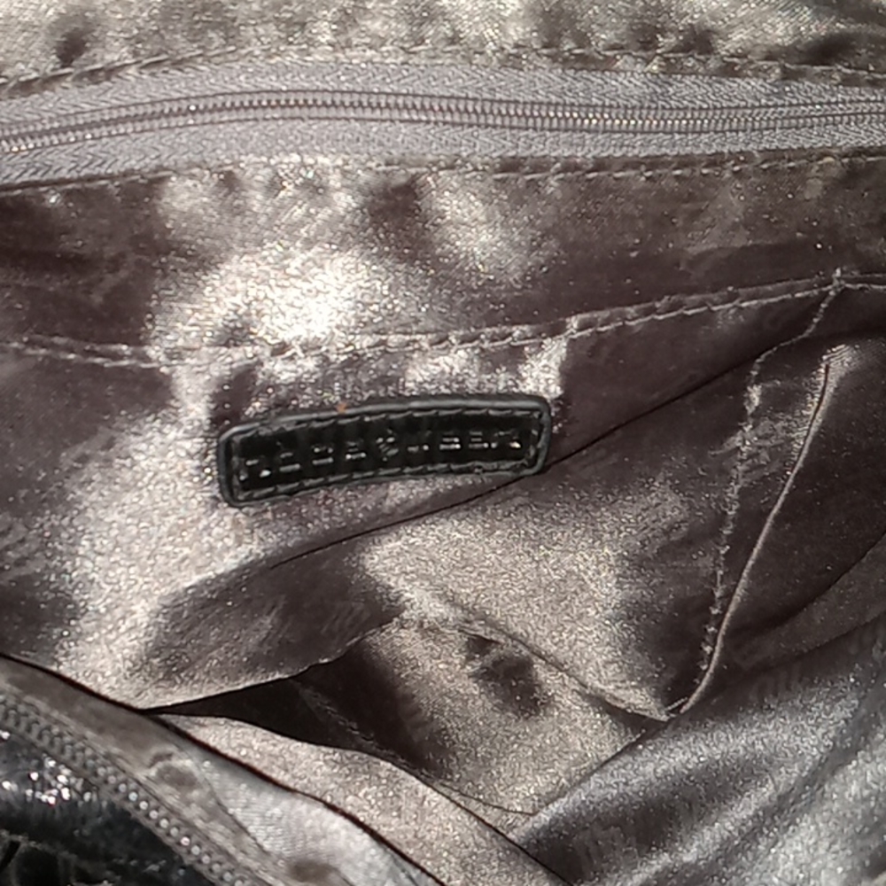 Purse - Picture 2 of 2